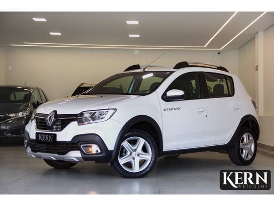 RENAULT SANDERO 1.6 16V SCE FLEX ZEN MANUAL RENAULT SANDERO 1.6 16V SCE FLEX ZEN MANUAL
